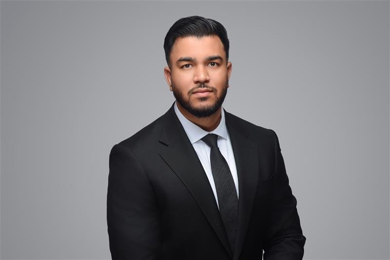 About Us 1 Mr. Umer Hameed (criminal lawyer) - UMER HAMEED CRIMINAL LAW (About)